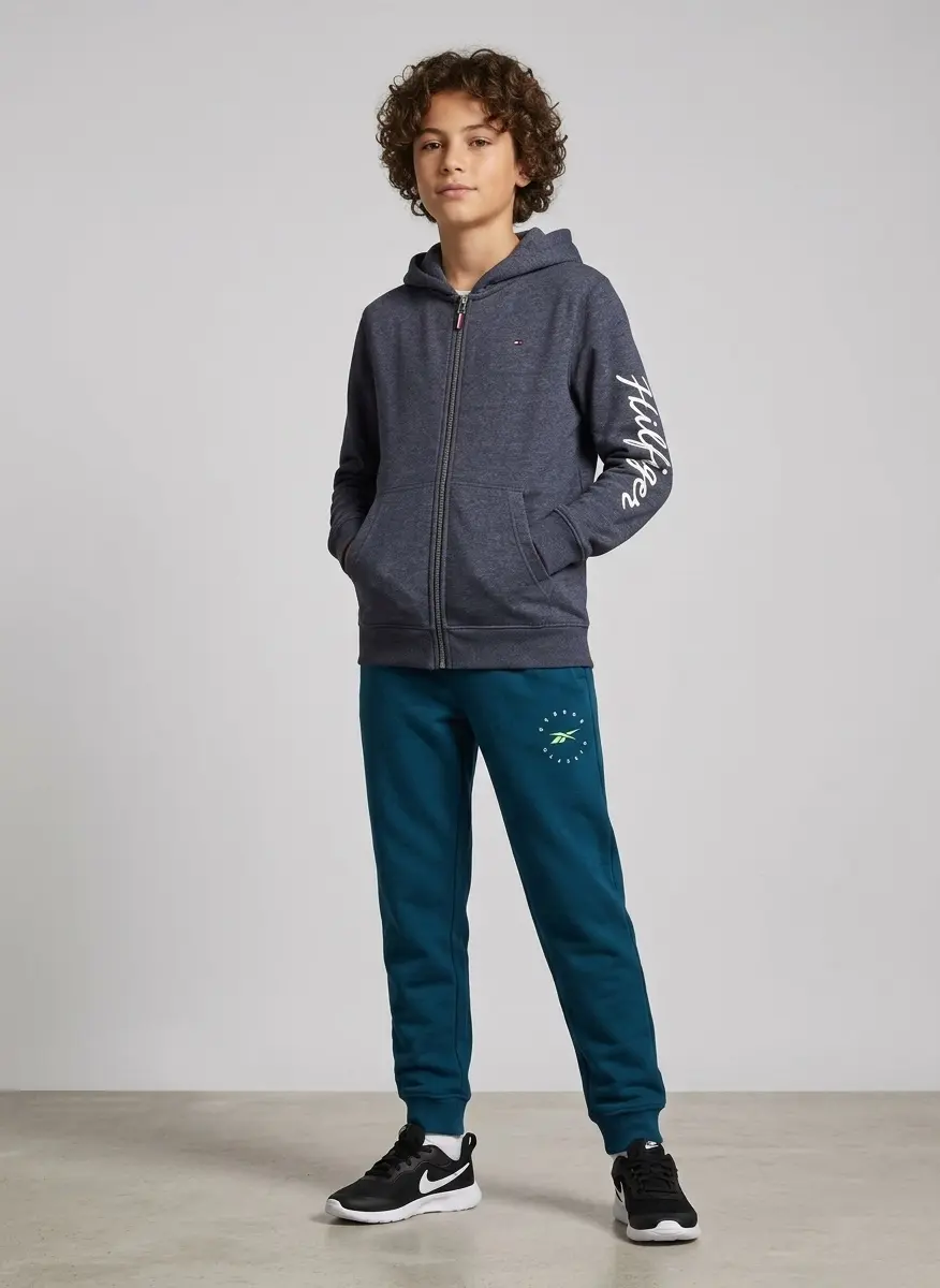 Cozy Weekend Sport