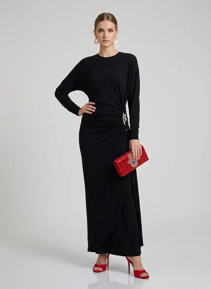 High-Contrast Statement